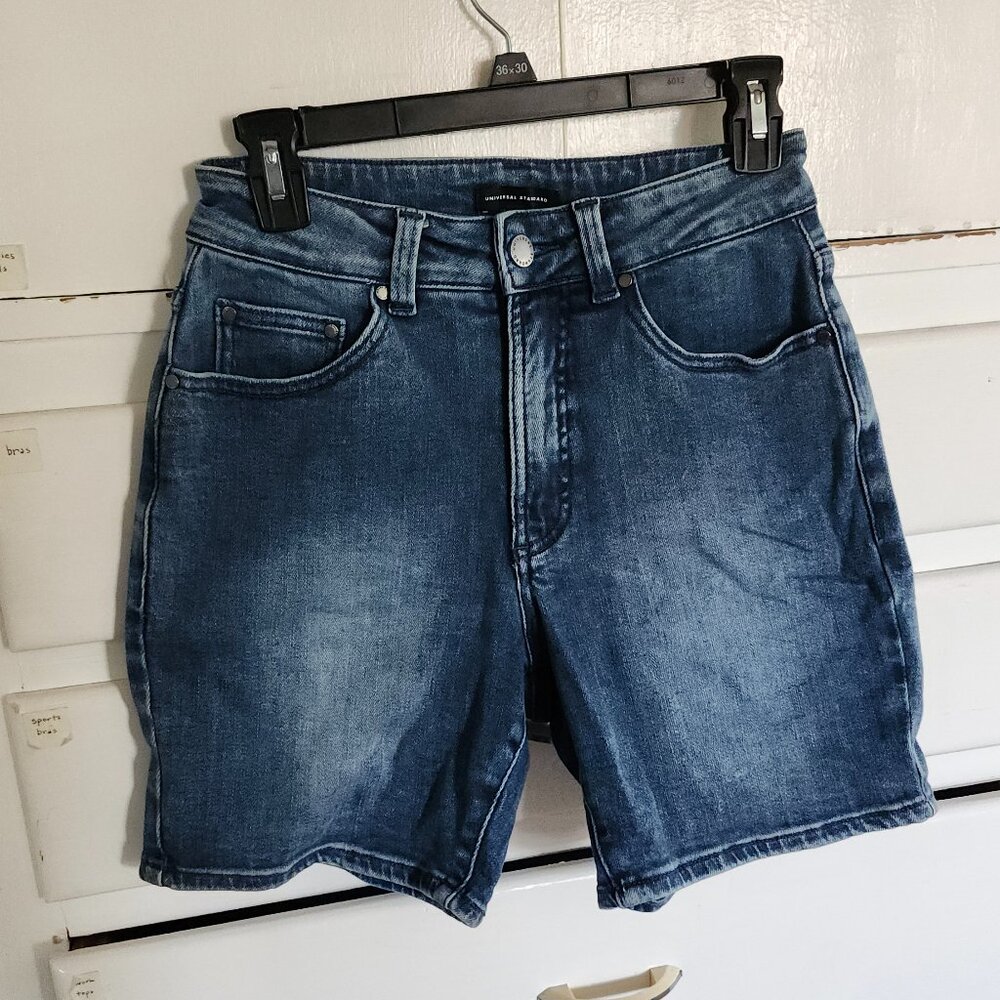 Size 6 Bae shorts